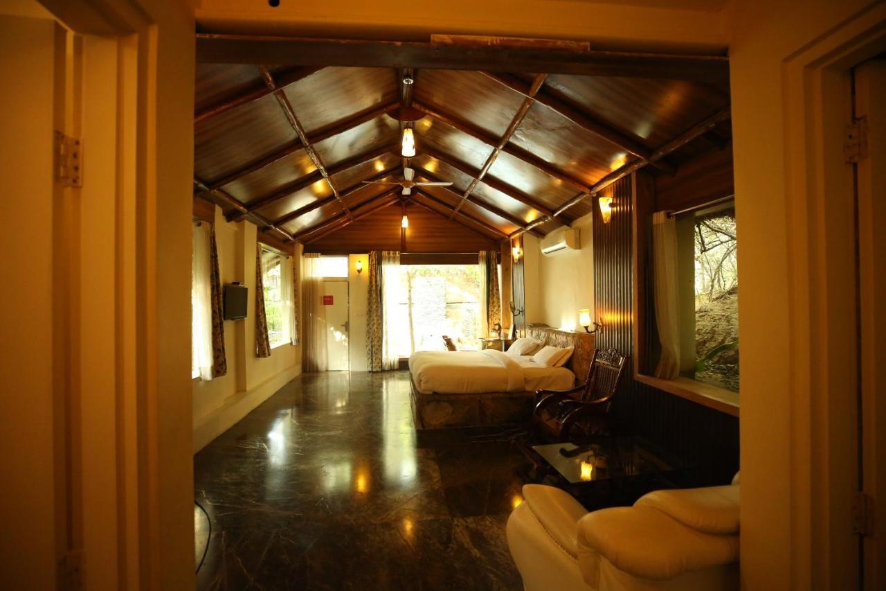 Lohagarh Fort Resort Kukas Exterior photo