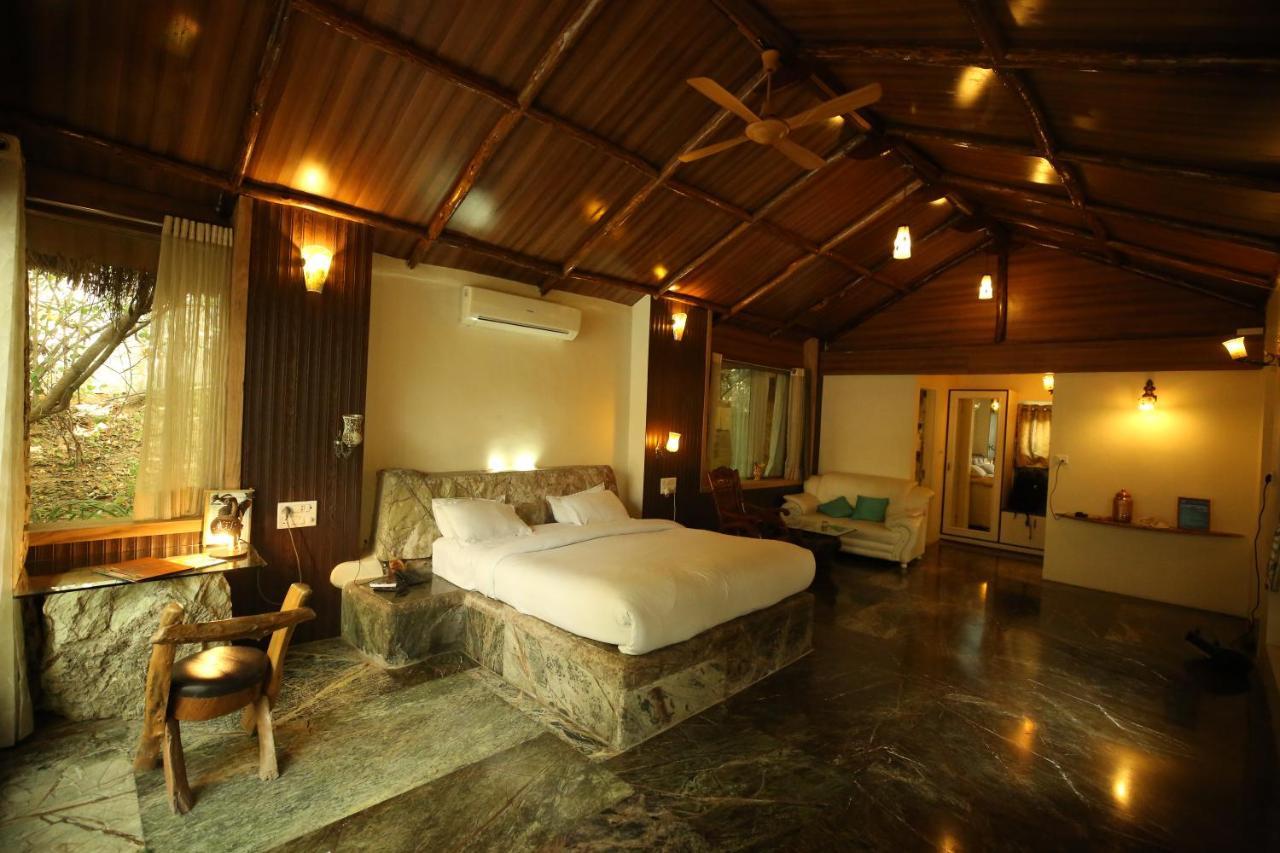 Lohagarh Fort Resort Kukas Exterior photo