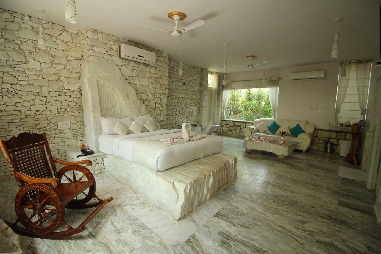 Lohagarh Fort Resort Kukas Exterior photo